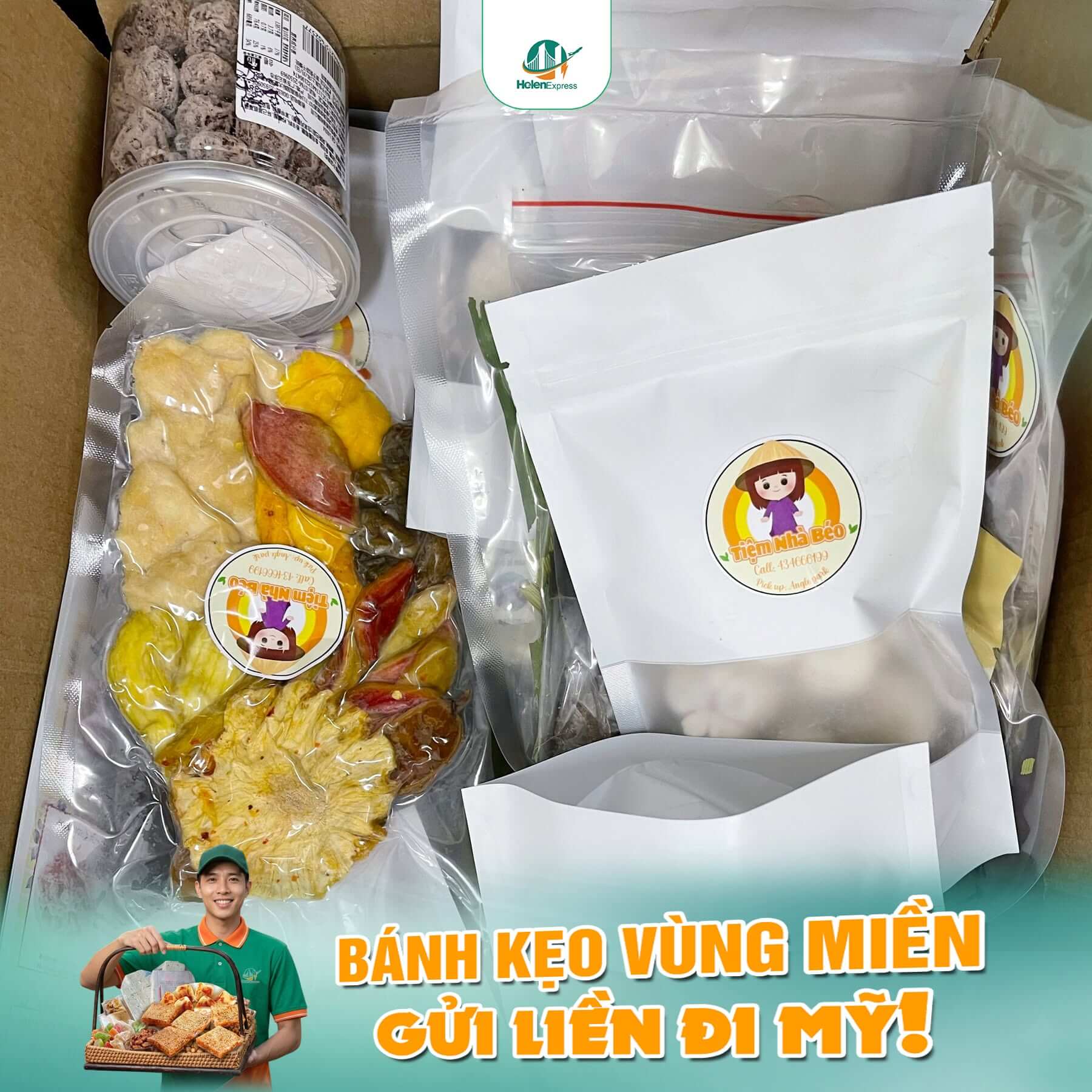 Đ&oacute;ng kiện h&agrave;ng gửi đi Mỹ tại Helen Express