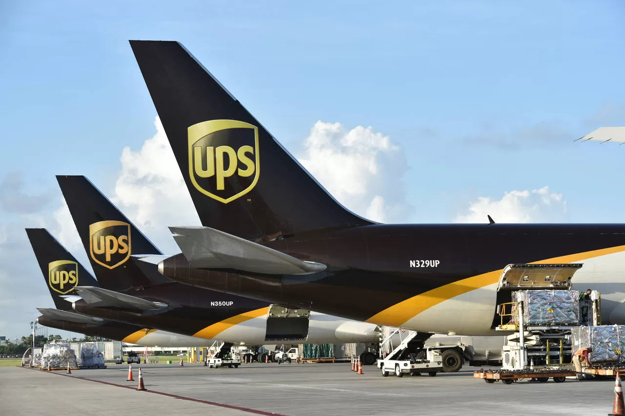 UPS là gì? Tìm hiểu dịch vụ Vận chuyển, gửi hàng UPS tại VN