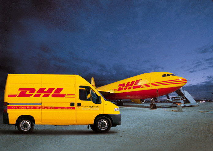 Vận chuyển hàng hóa thông qua dịch vụ DHL