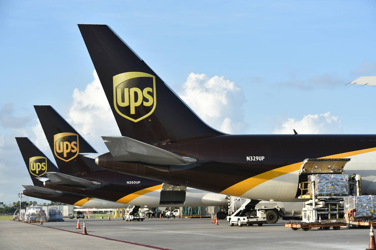 UPS là gì? Tìm hiểu dịch vụ Vận chuyển, gửi hàng UPS tại VN - Helen Express